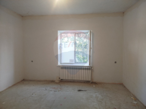 76.000 EUR