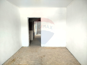 76.000 EUR