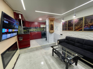 850 EUR