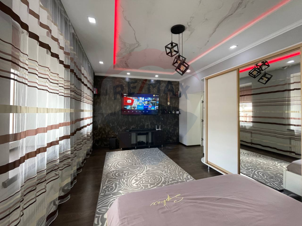 850 EUR