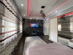 850 EUR