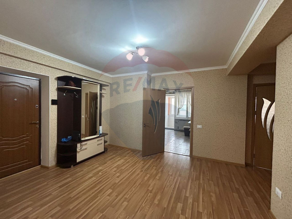 650 EUR