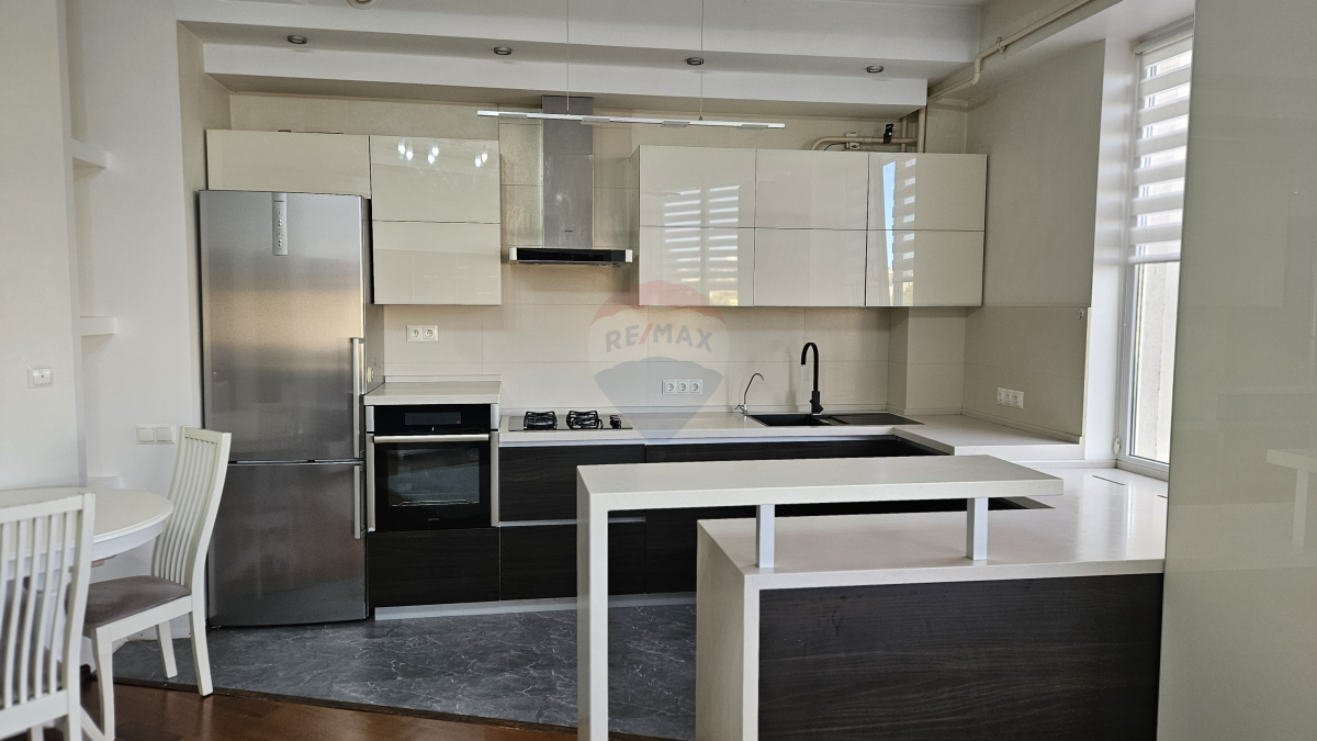 229.000 EUR