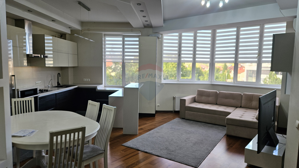 229.000 EUR