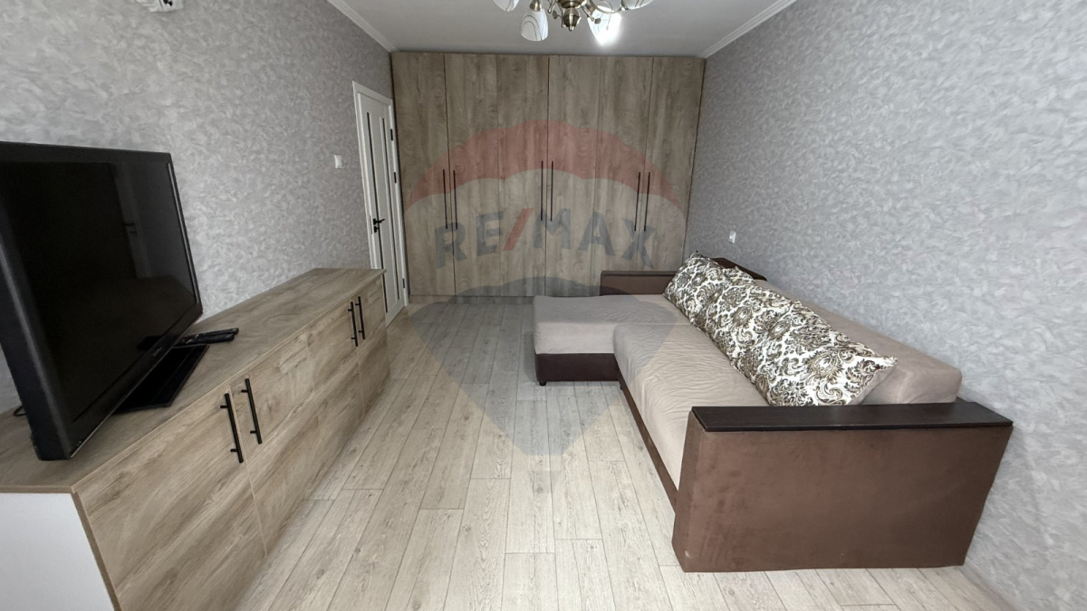 400 EUR