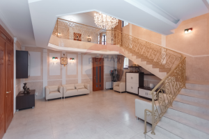 780.000 EUR