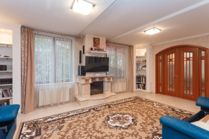 780.000 EUR