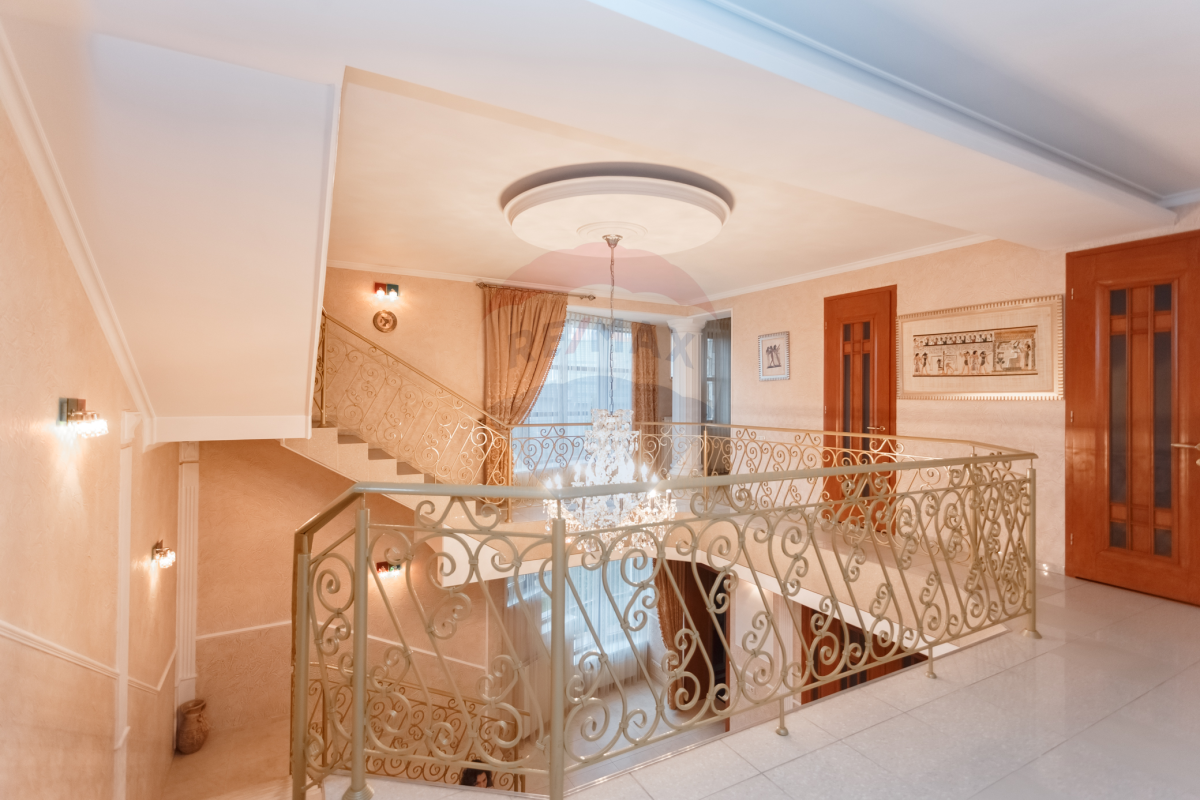 780.000 EUR
