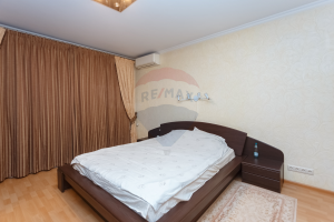 780.000 EUR