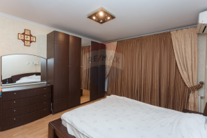 780.000 EUR