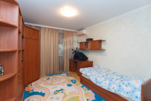 780.000 EUR
