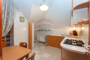 780.000 EUR