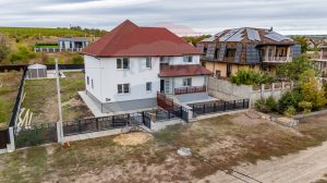135.000 EUR