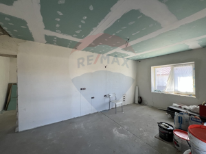 135.000 EUR