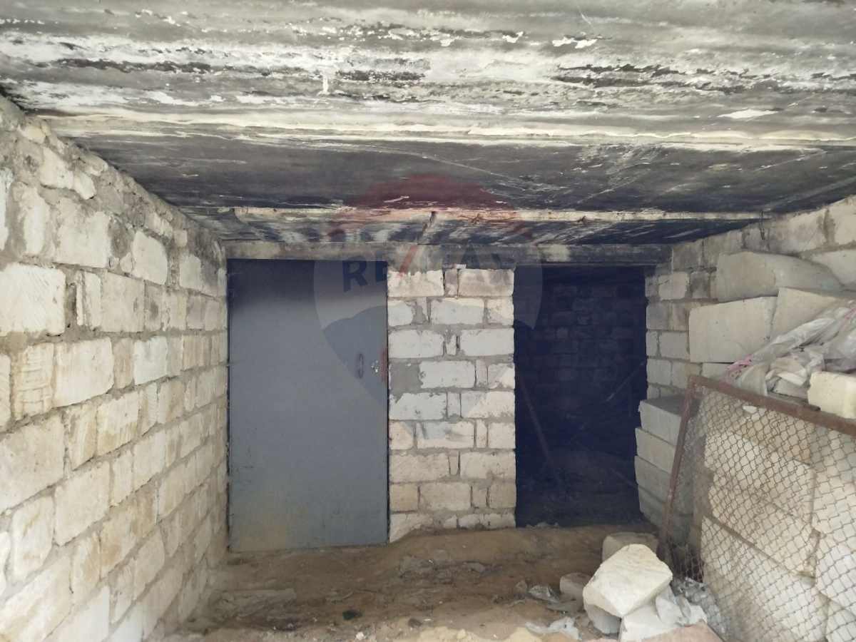 49.500 EUR