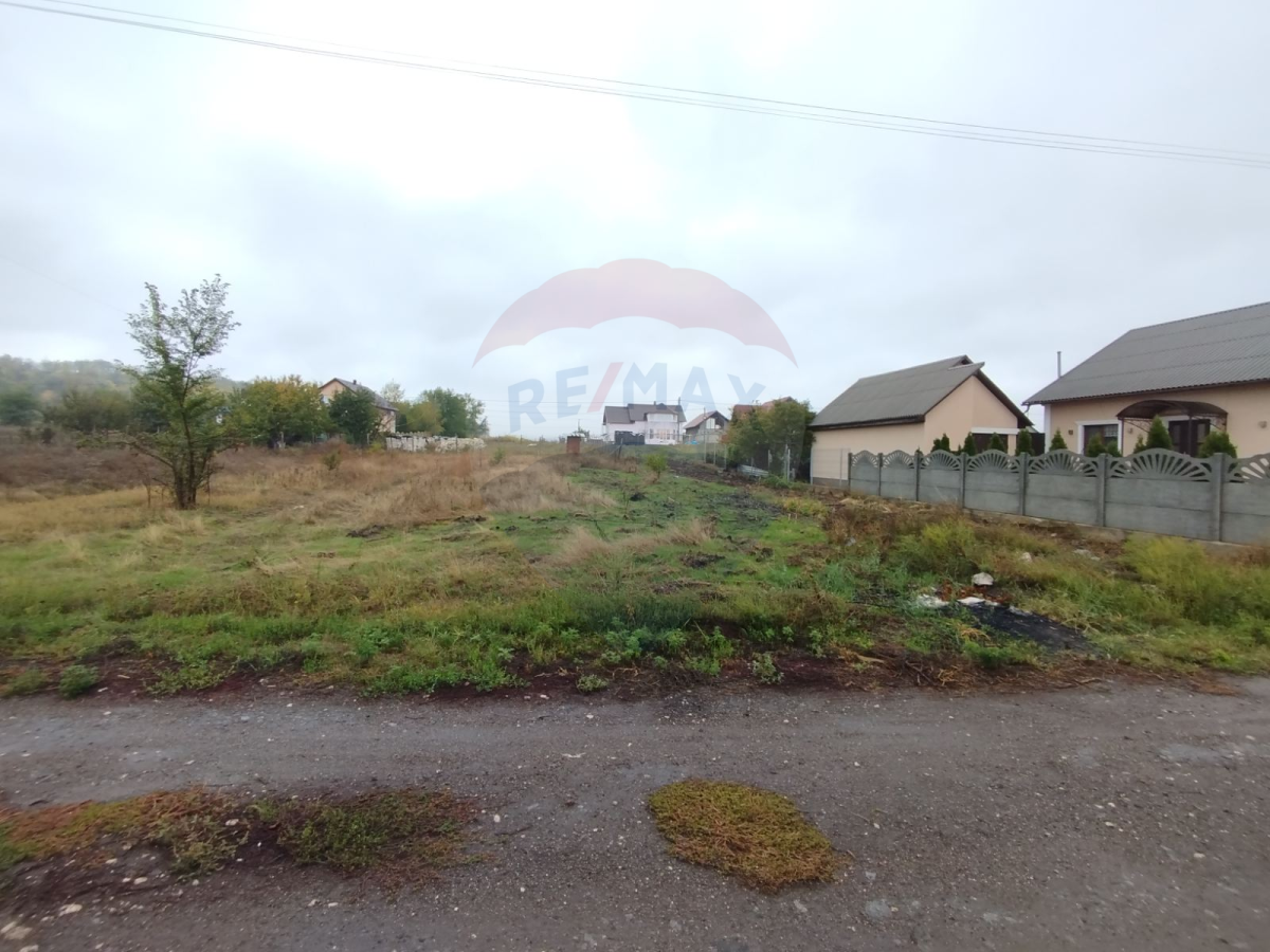 11.750 EUR