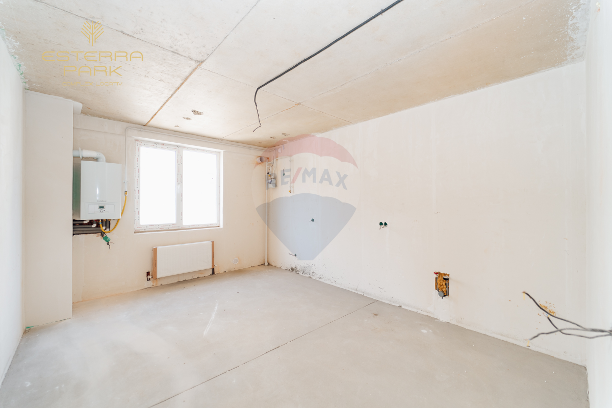 135.000 EUR