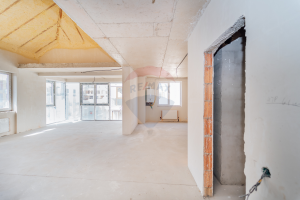 135.000 EUR