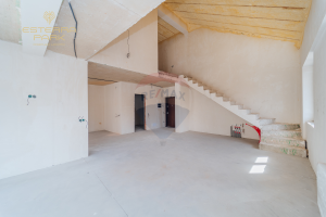 135.000 EUR