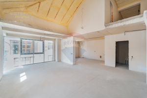 135.000 EUR