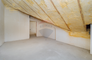 135.000 EUR