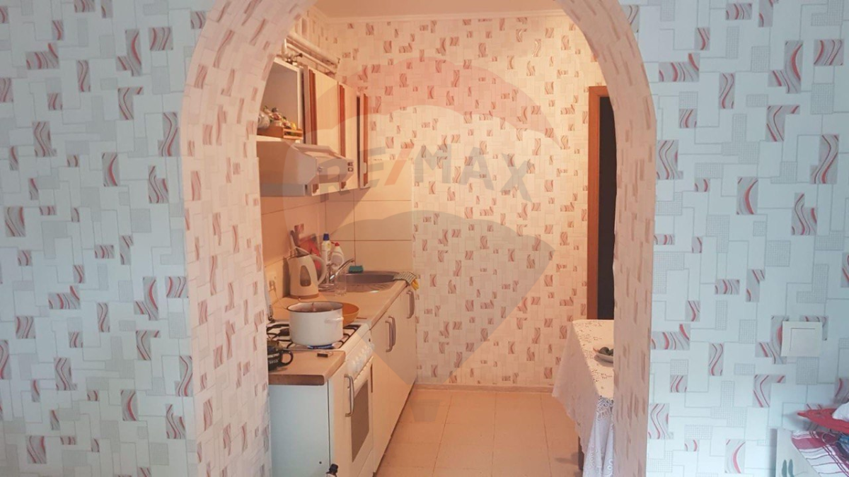 89.900 EUR