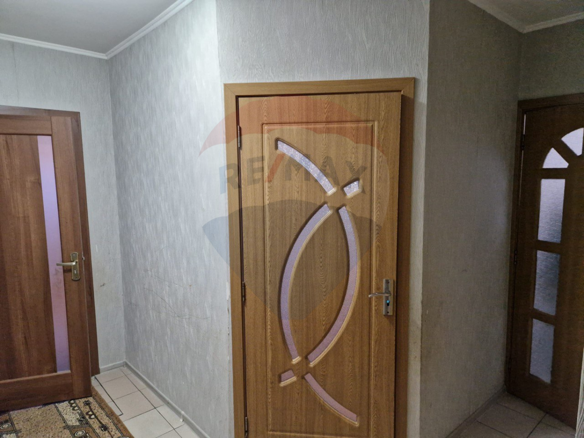 89.900 EUR