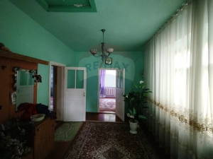 49.500 EUR
