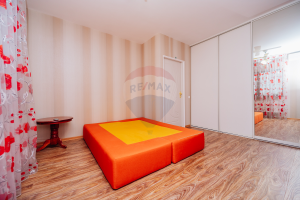 1.600 EUR
