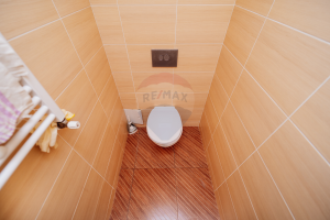 1.600 EUR