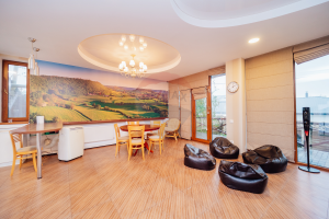 1.600 EUR