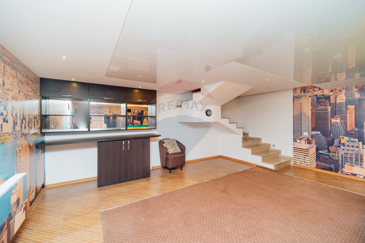 1.600 EUR