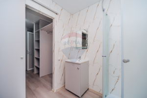 254.000 EUR