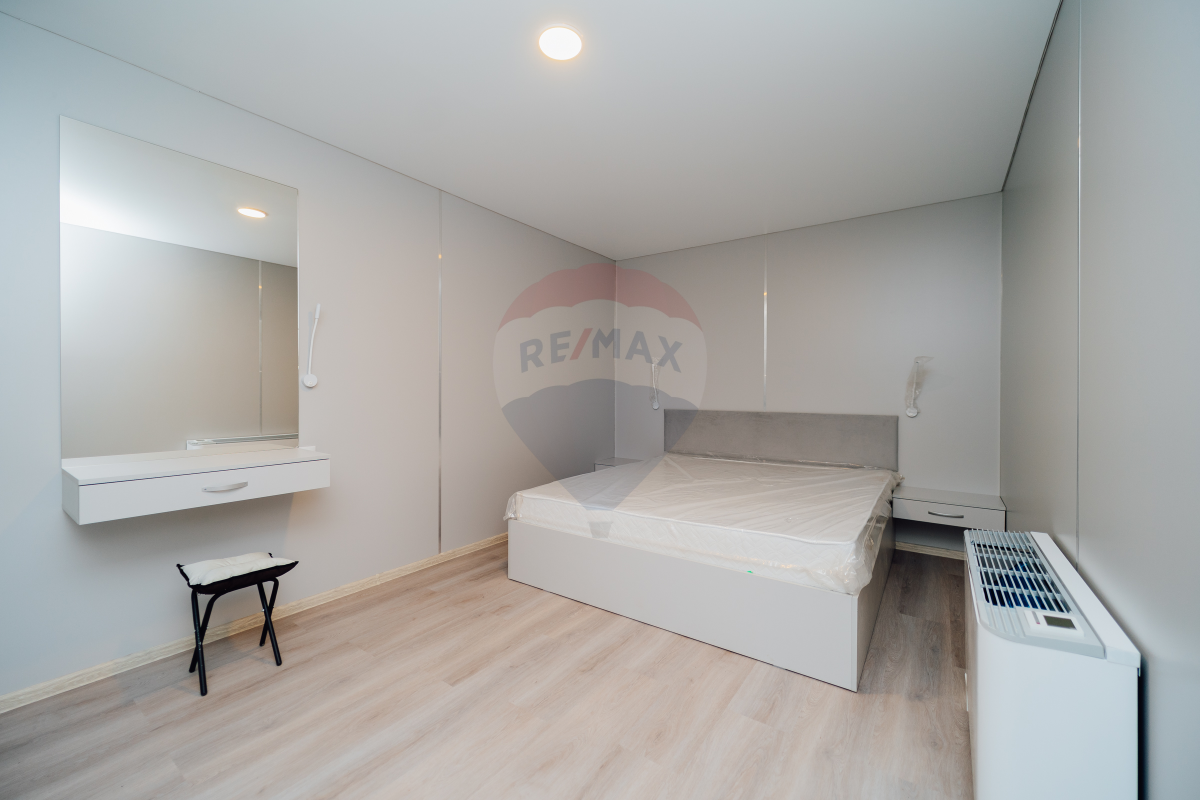 254.000 EUR