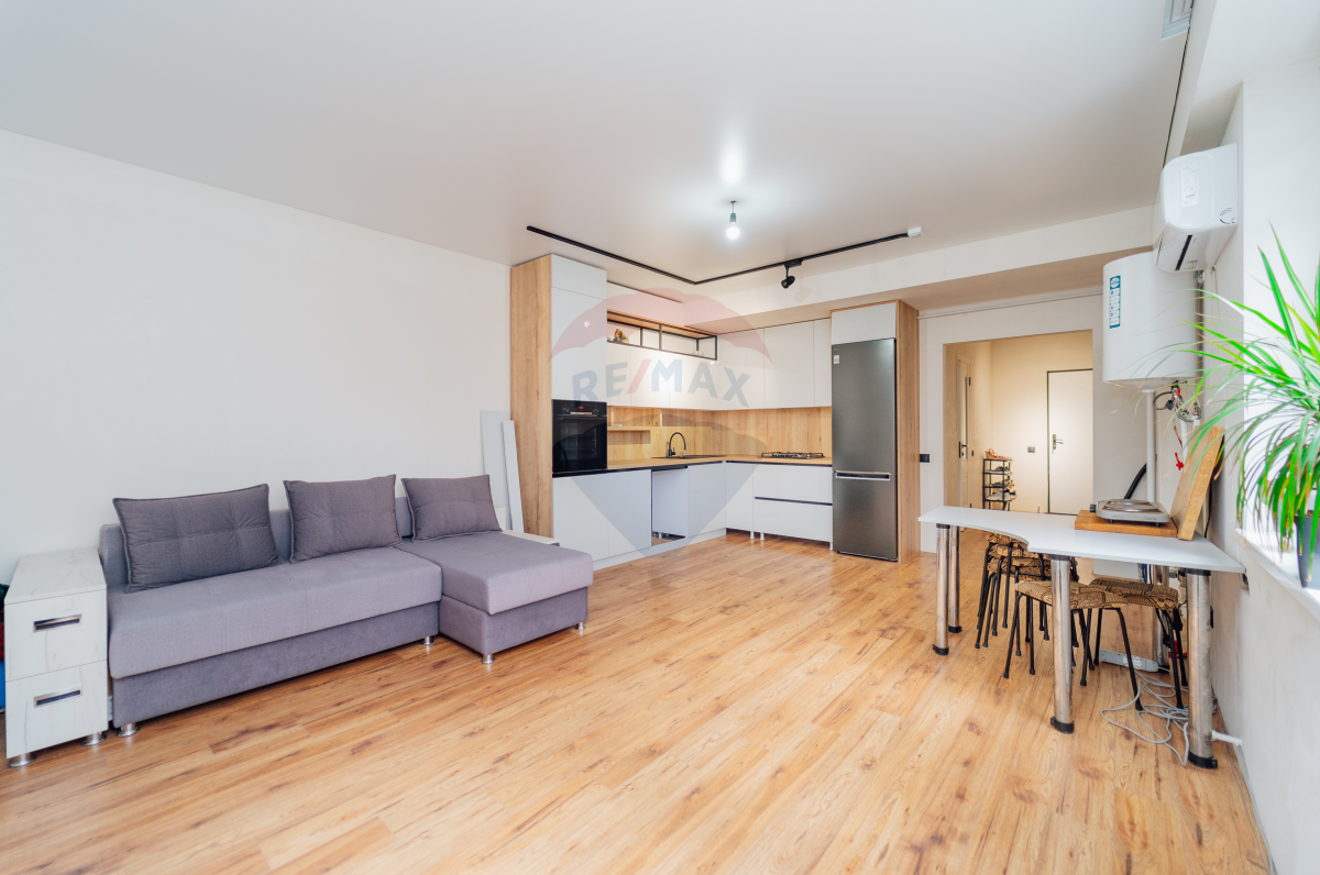 118.000 EUR