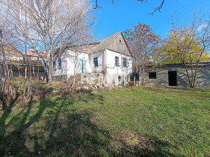 26.900 EUR