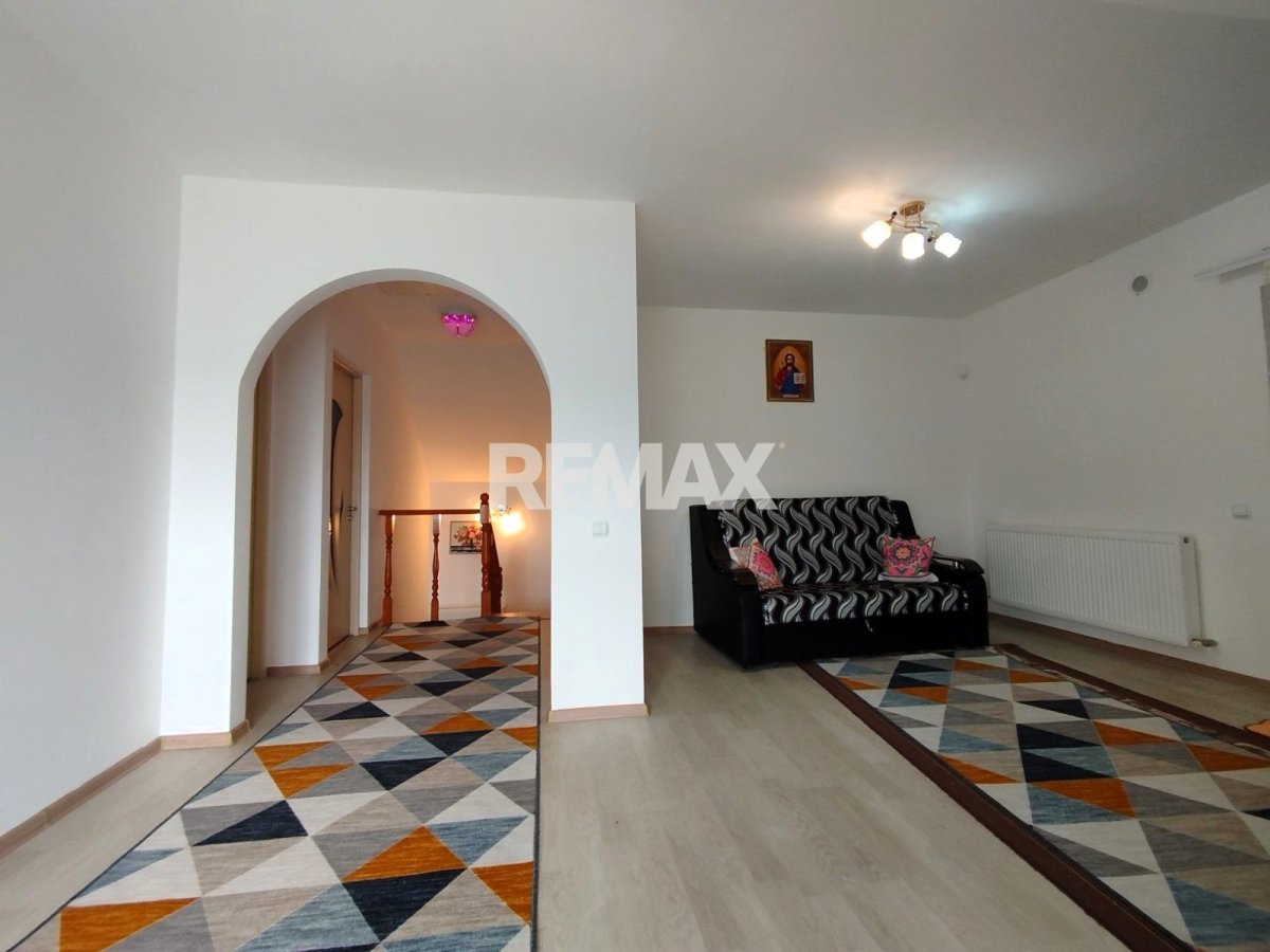 139.900 EUR