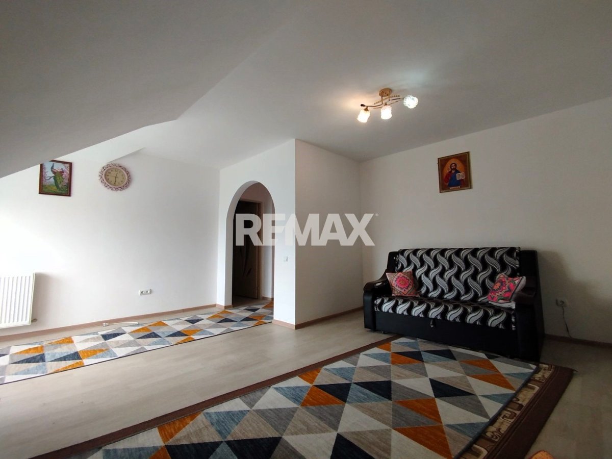 139.900 EUR