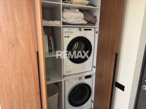 850 EUR