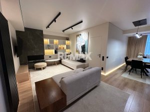 850 EUR