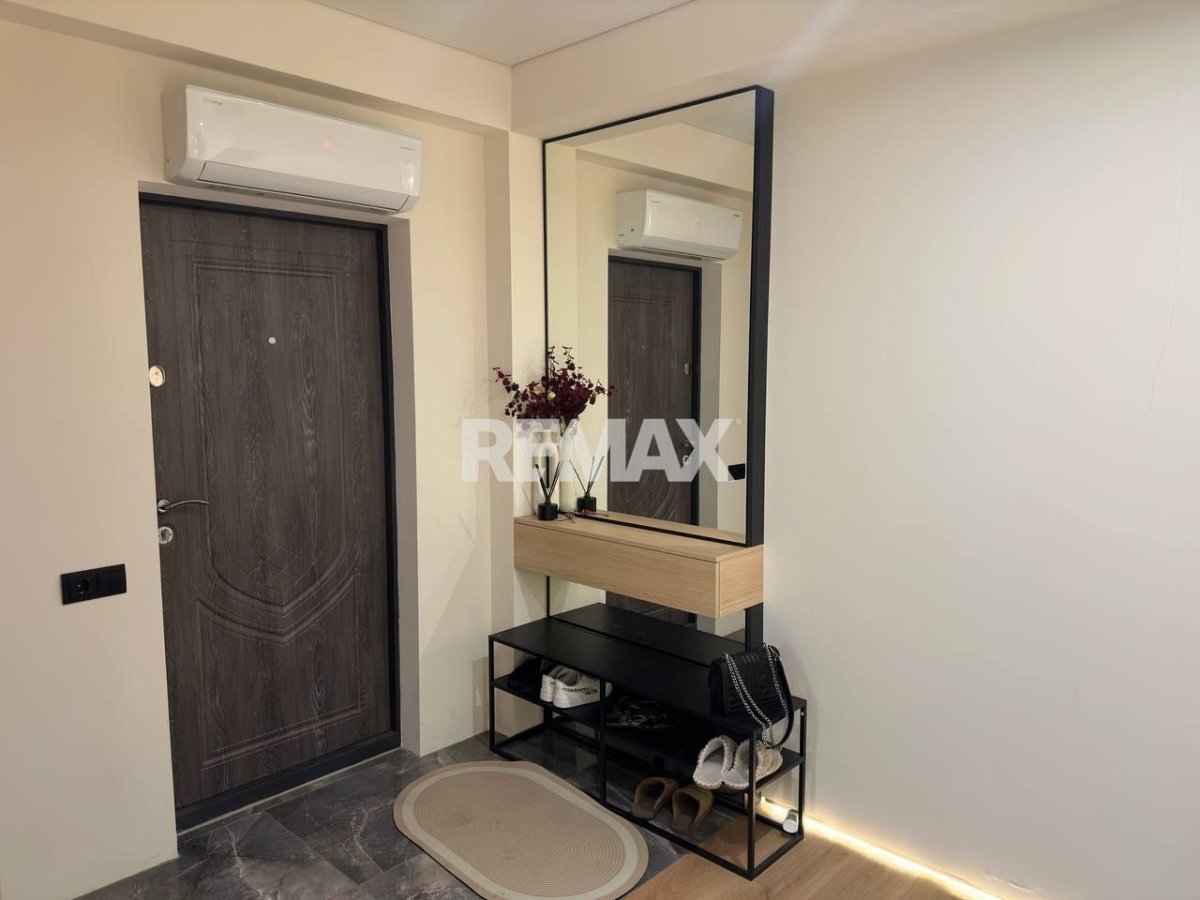 850 EUR