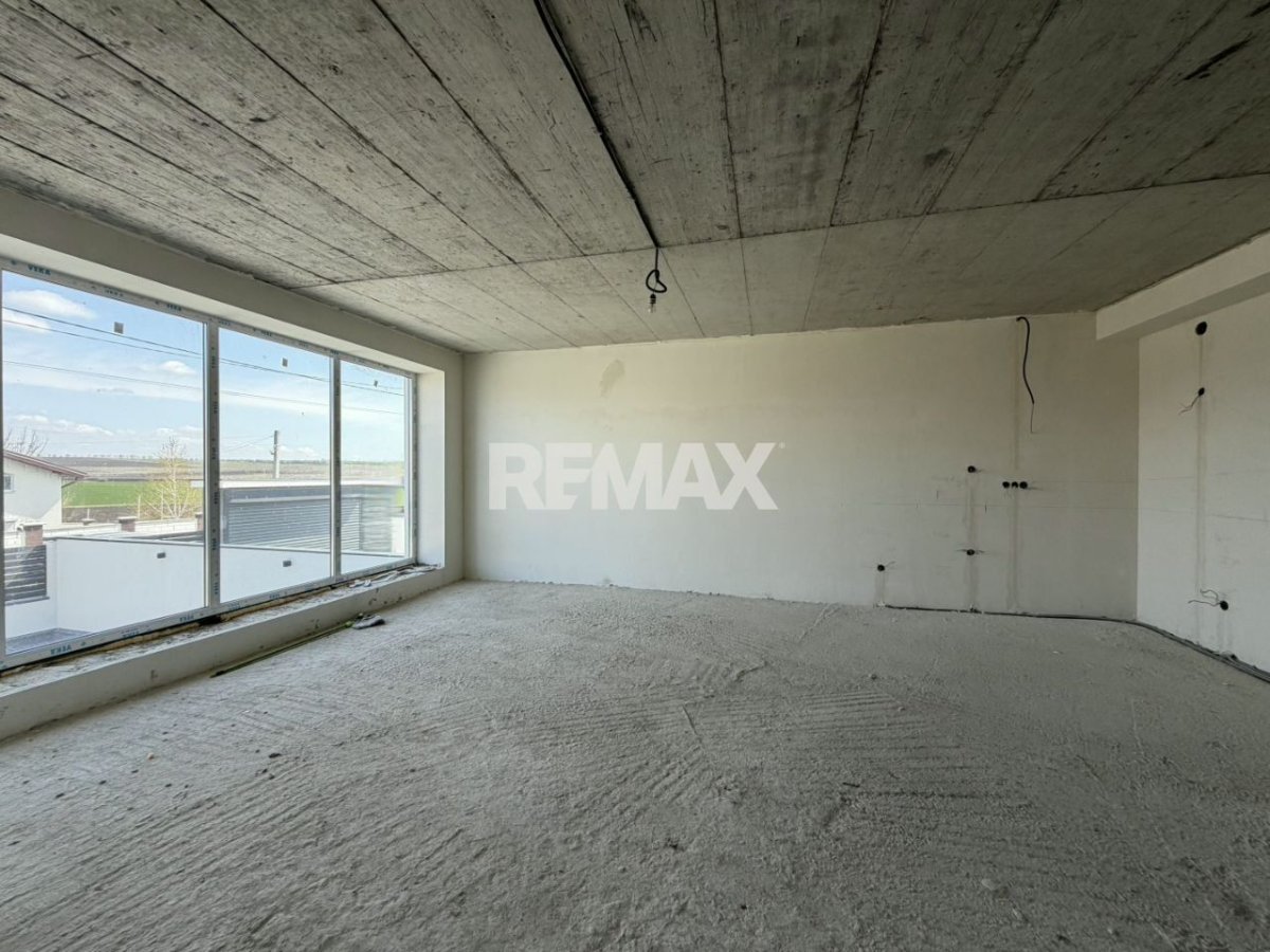 230.000 EUR
