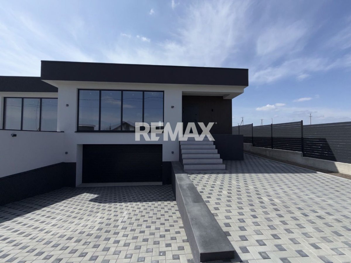 230.000 EUR