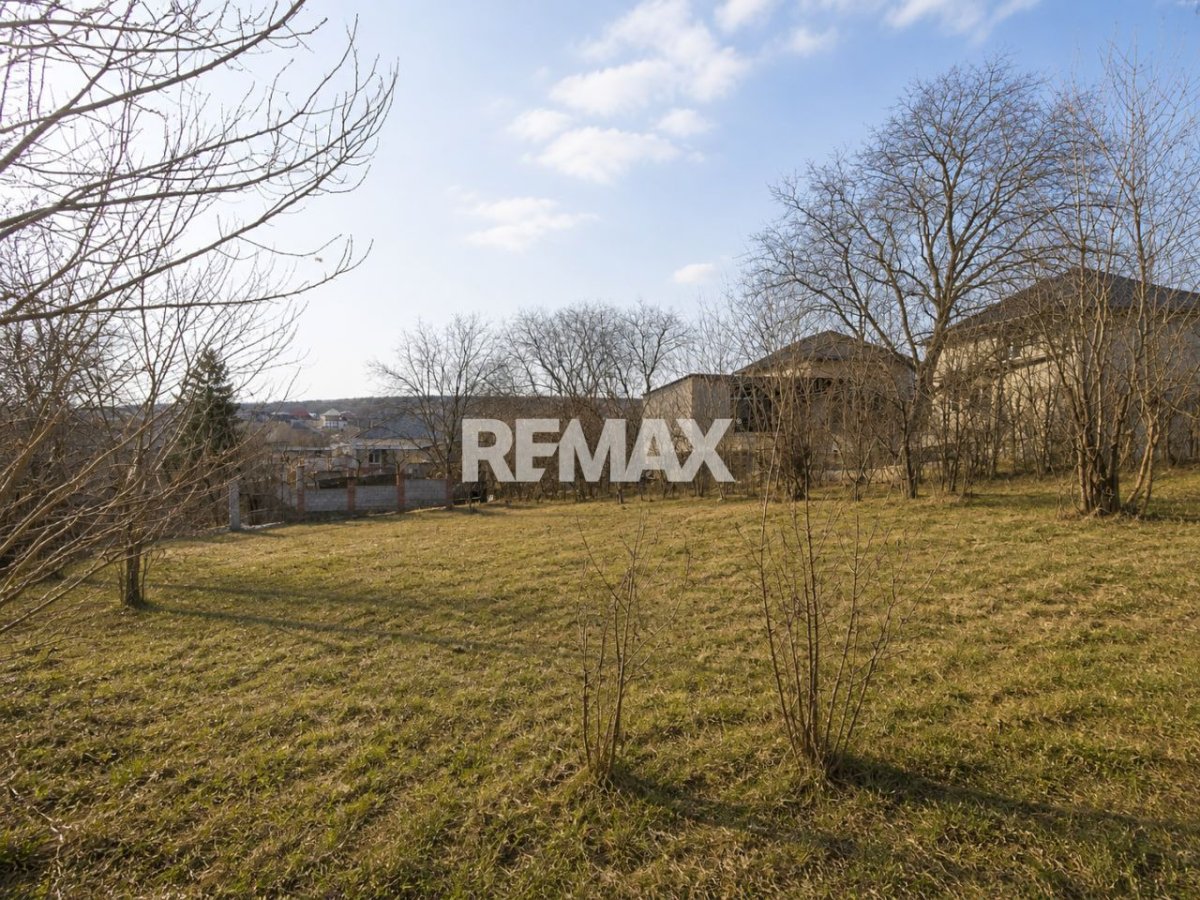 105.000 EUR