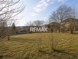 105.000 EUR