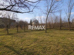 105.000 EUR