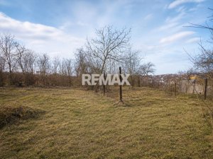 105.000 EUR