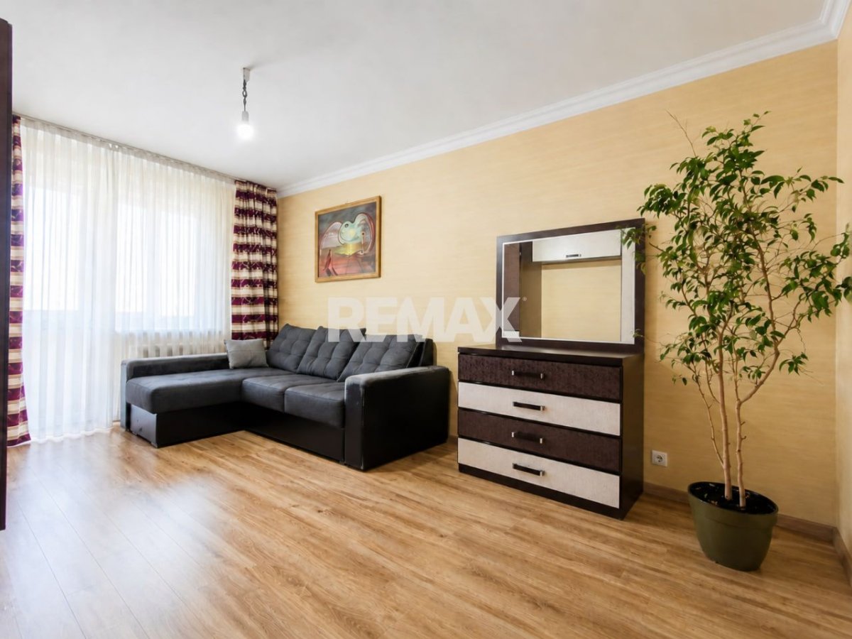 91.900 EUR