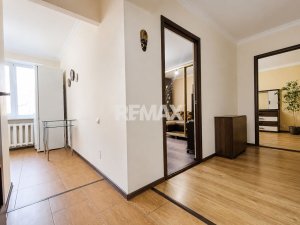 91.900 EUR