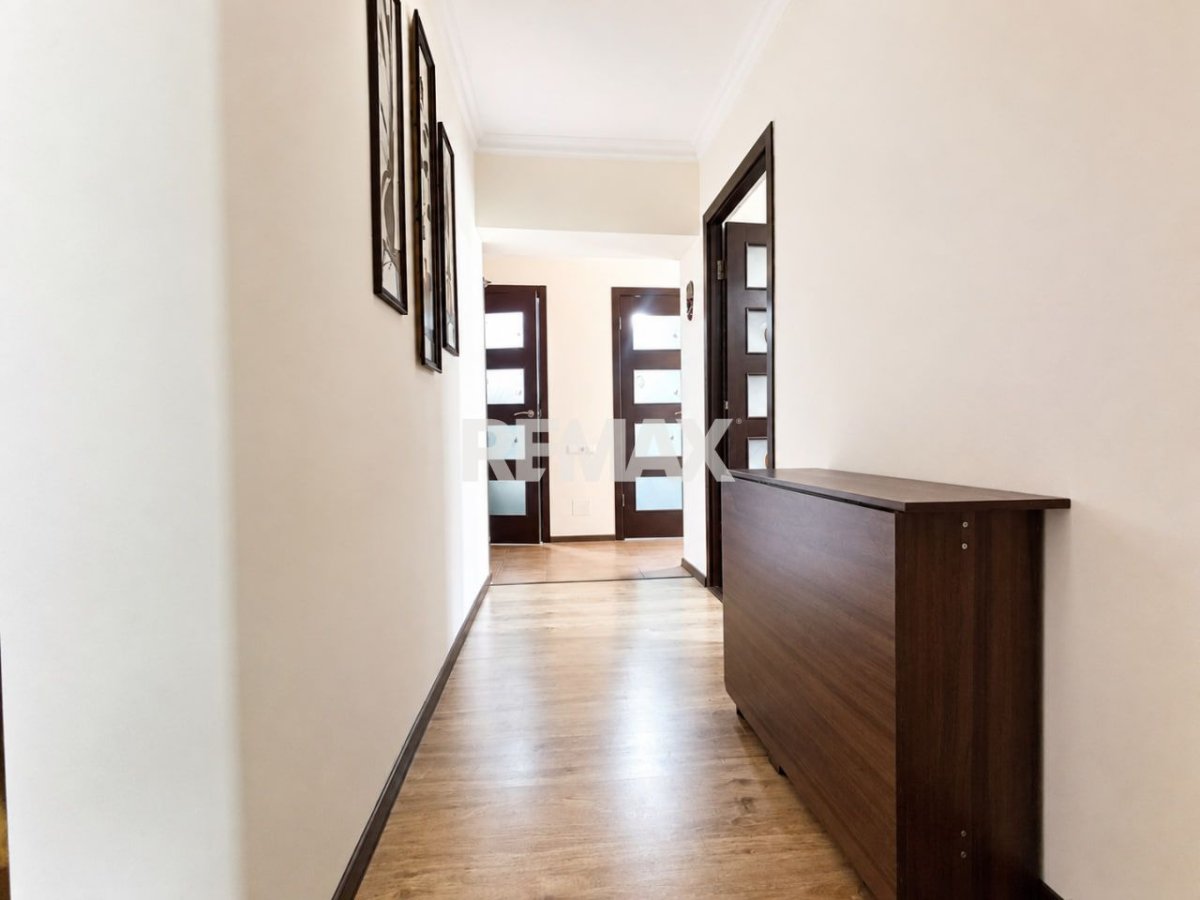 91.900 EUR